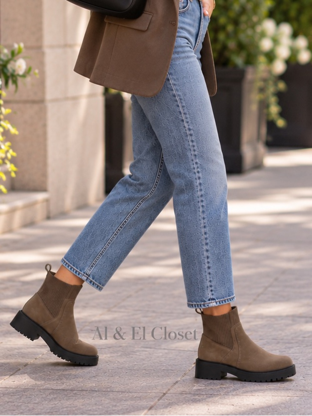 Dolce Vita Women's Vegan Ankle Boots Tan Color Size 6 NWT